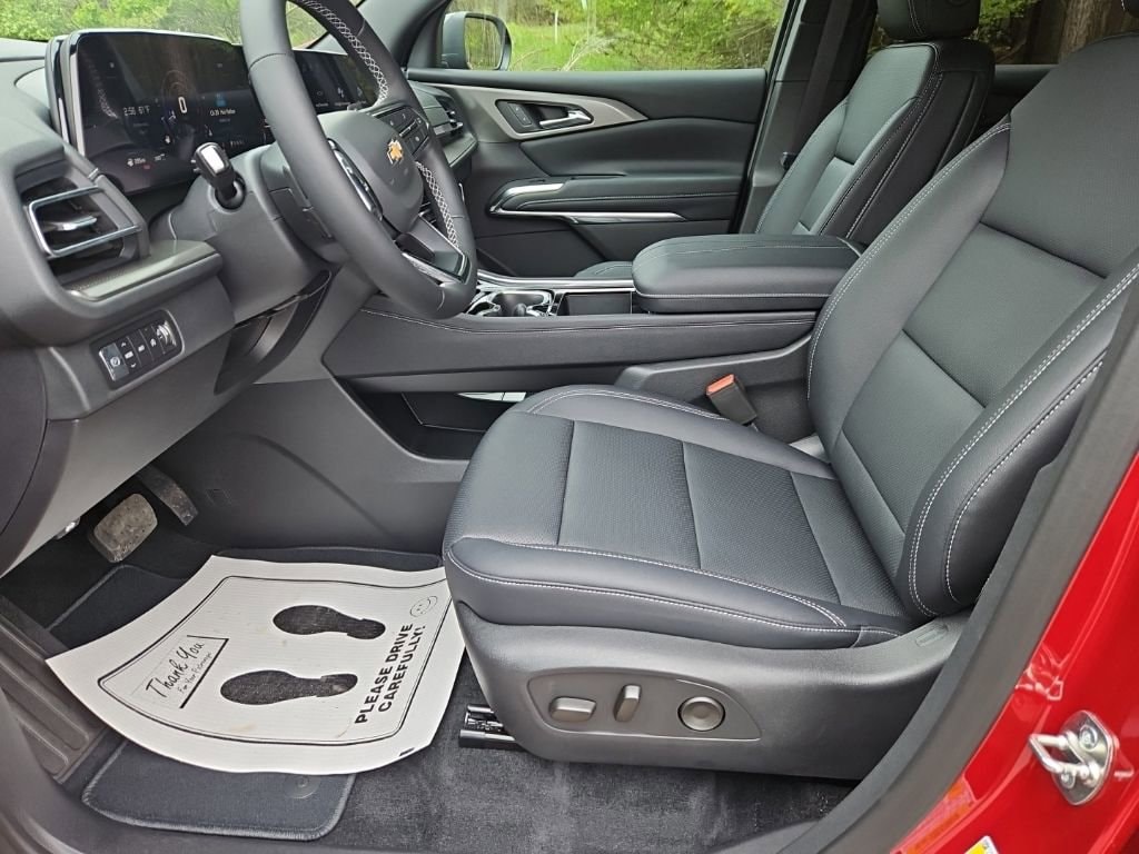 2026 Chevrolet Traverse LT - Photo 10