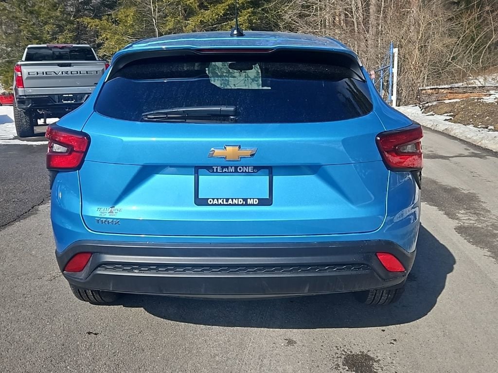 New 2026 Chevrolet Trax LS SUV