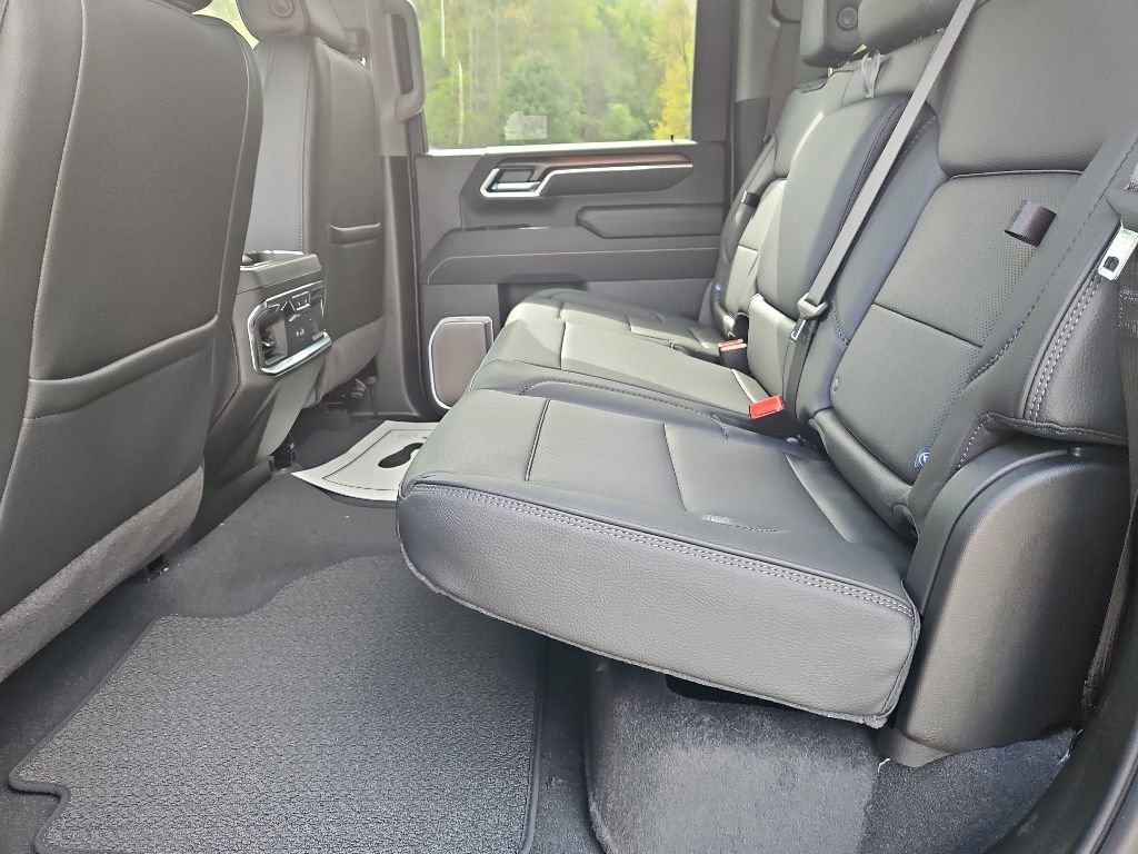 2026 GMC Sierra 3500HD Denali - Photo 19
