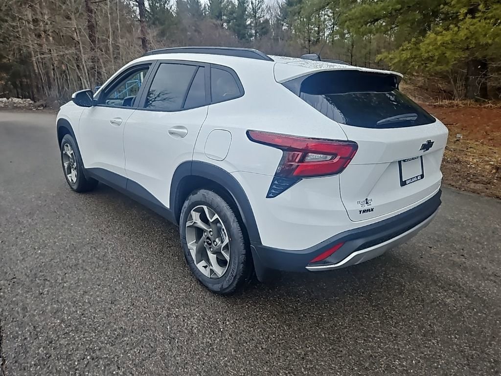 New 2026 Chevrolet Trax LT SUV
