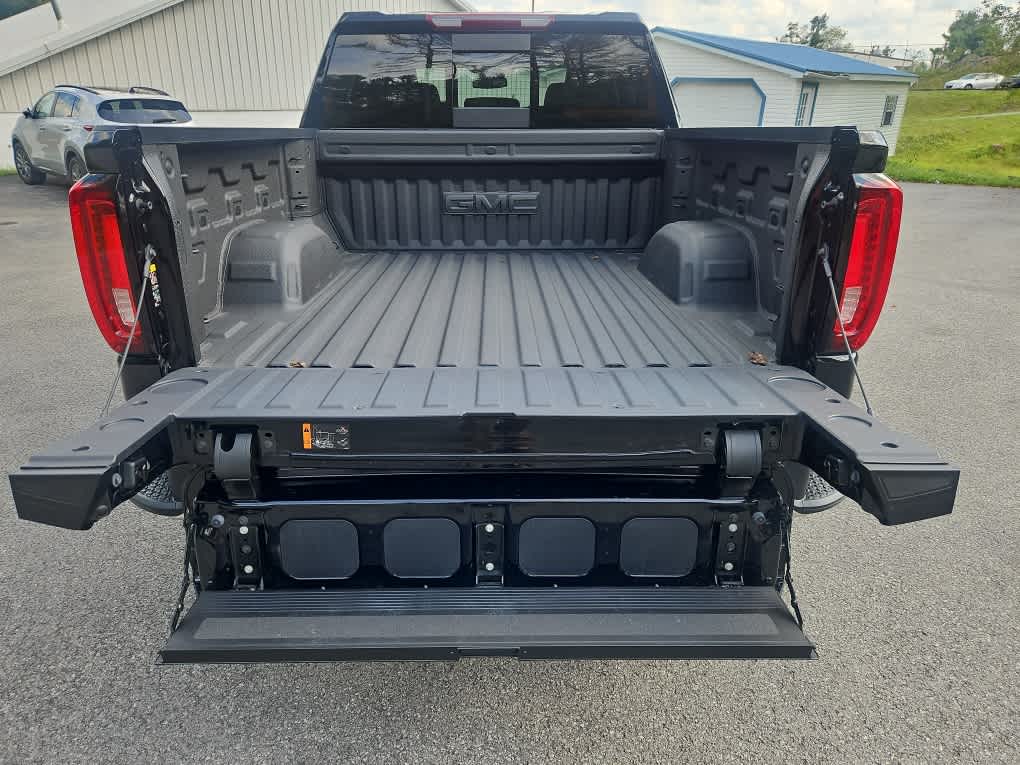 2026 GMC Sierra 1500 SLT - Photo 23