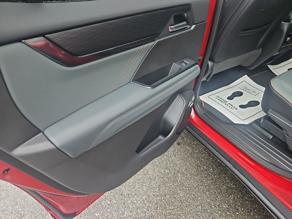2026 GMC Acadia AT4 - Photo 18