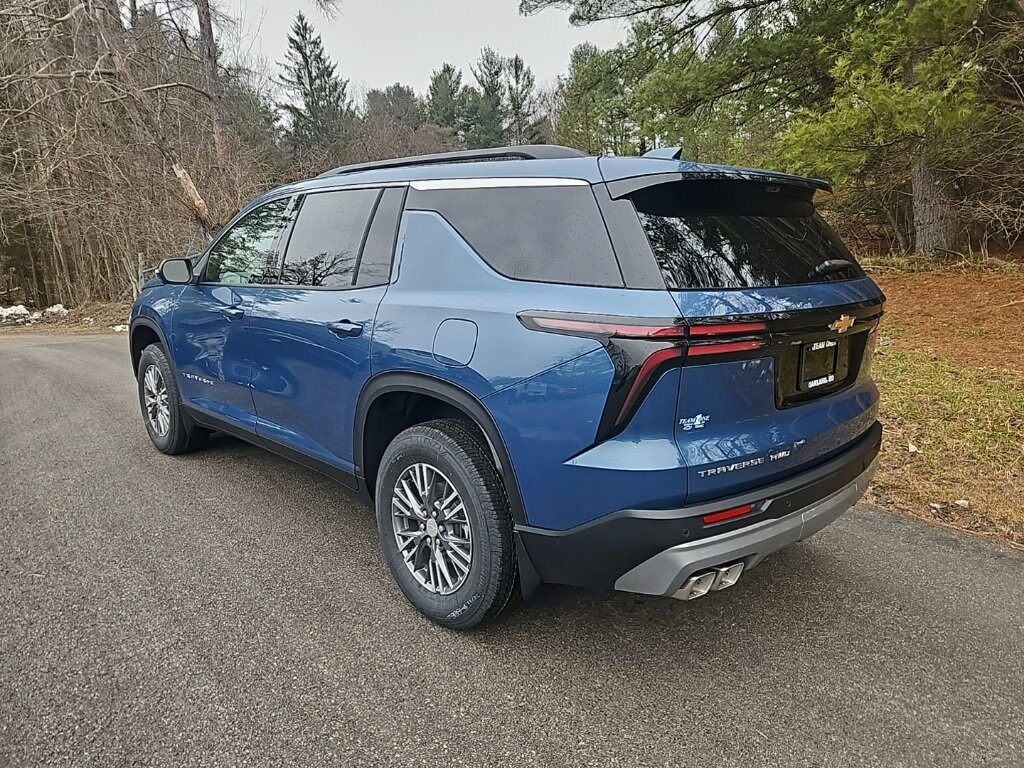 New 2026 Chevrolet Traverse LT SUV