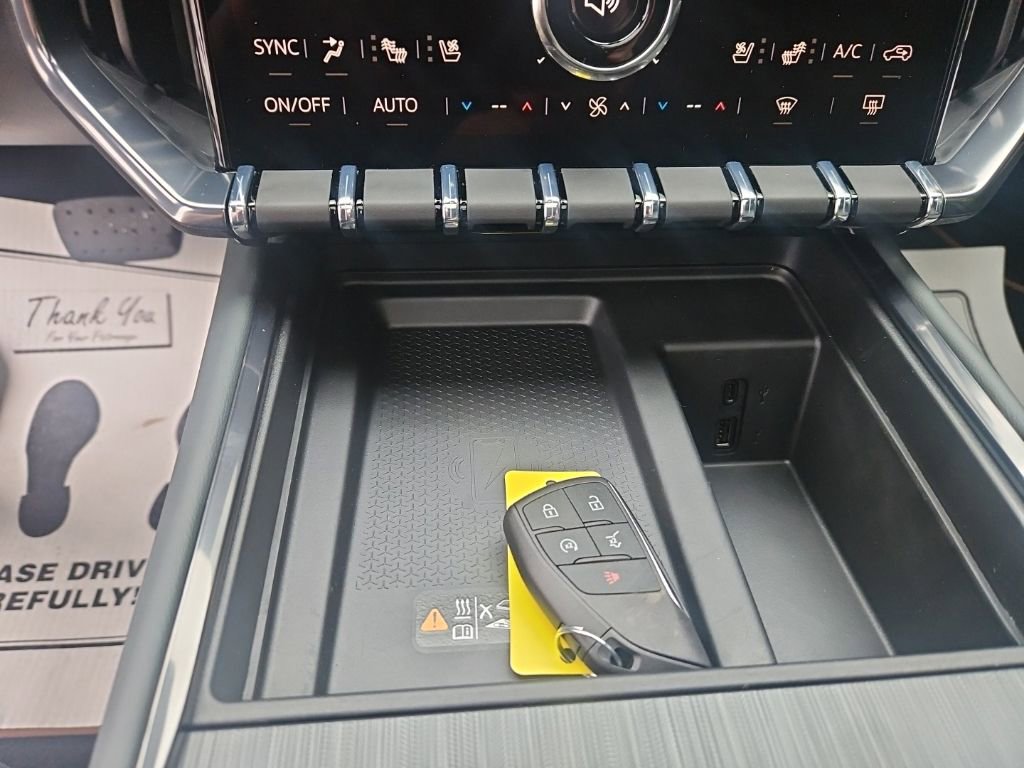 2026 GMC Acadia AT4 - Photo 14