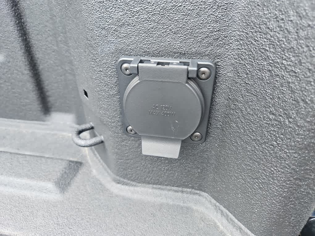 2026 GMC Sierra 1500 SLT - Photo 24