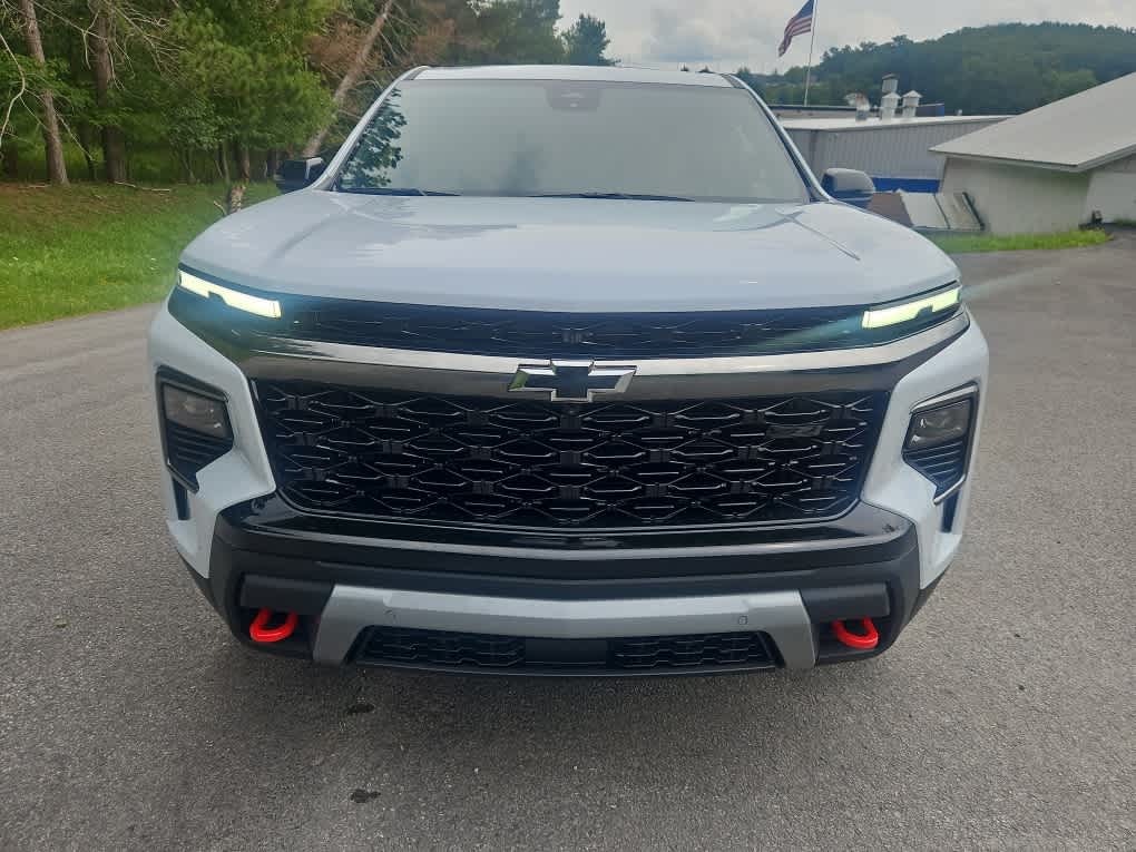 2027 Chevrolet Traverse Z71 - Photo 8
