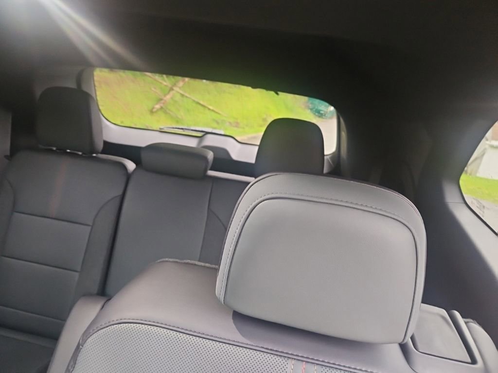 2026 GMC Acadia AT4 - Photo 21