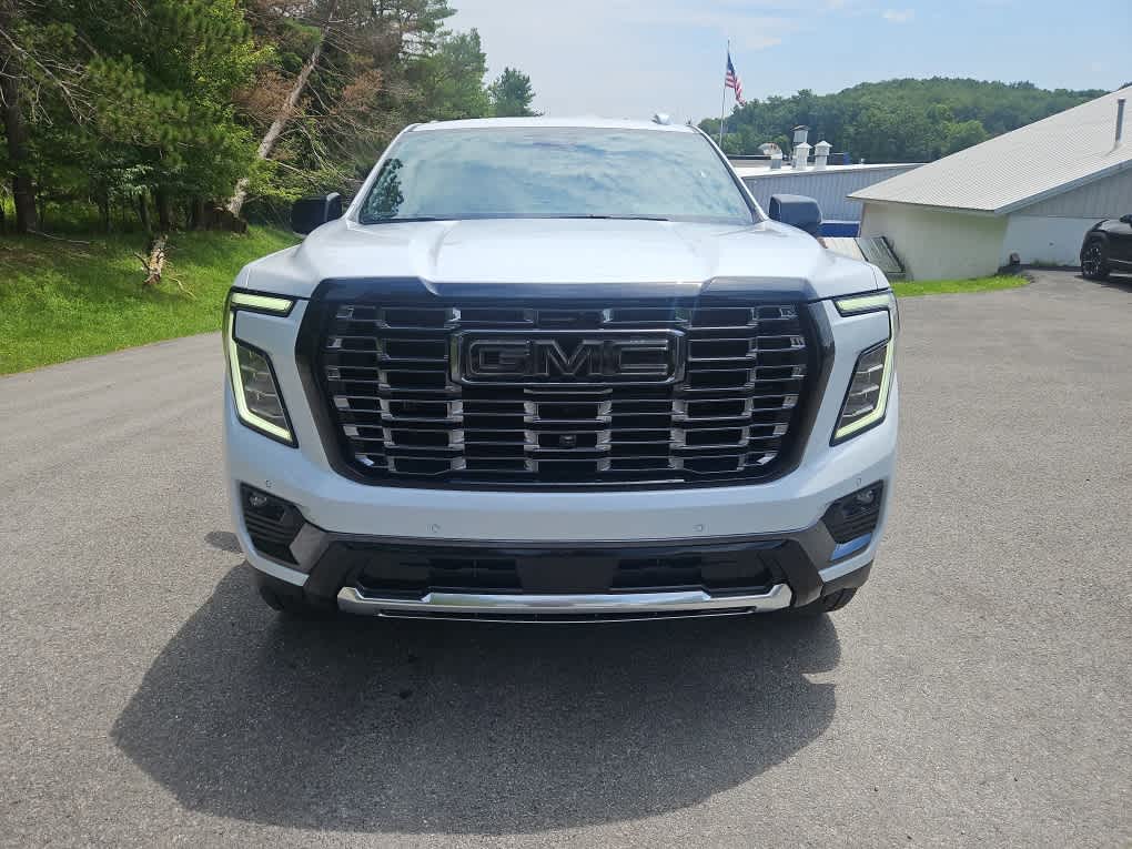 2026 GMC Yukon Denali Ultimate - Photo 8