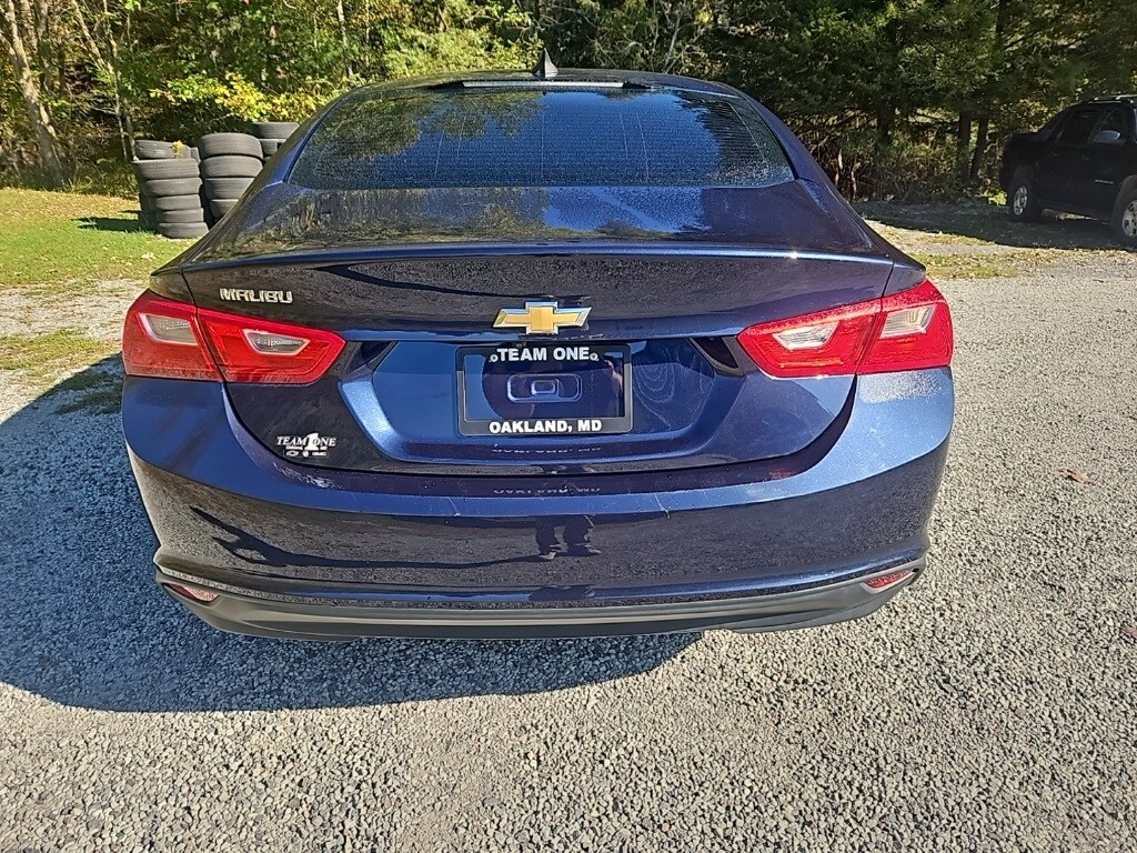 2018 Chevrolet Malibu photo 4