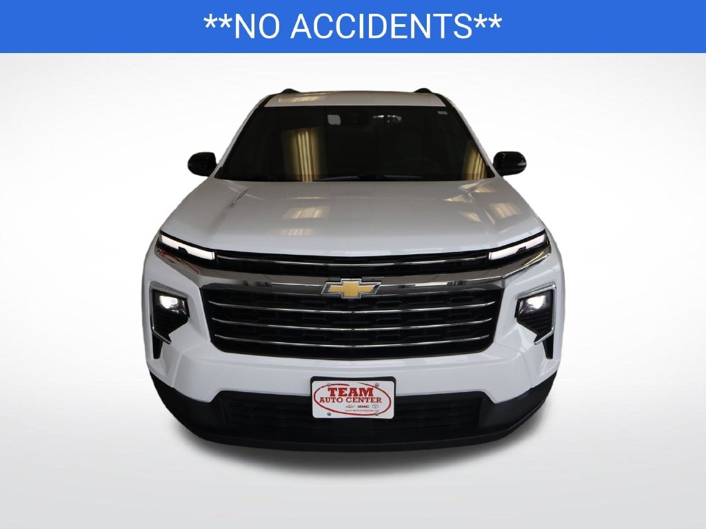 Used 2025 Chevrolet Traverse LT SUV
