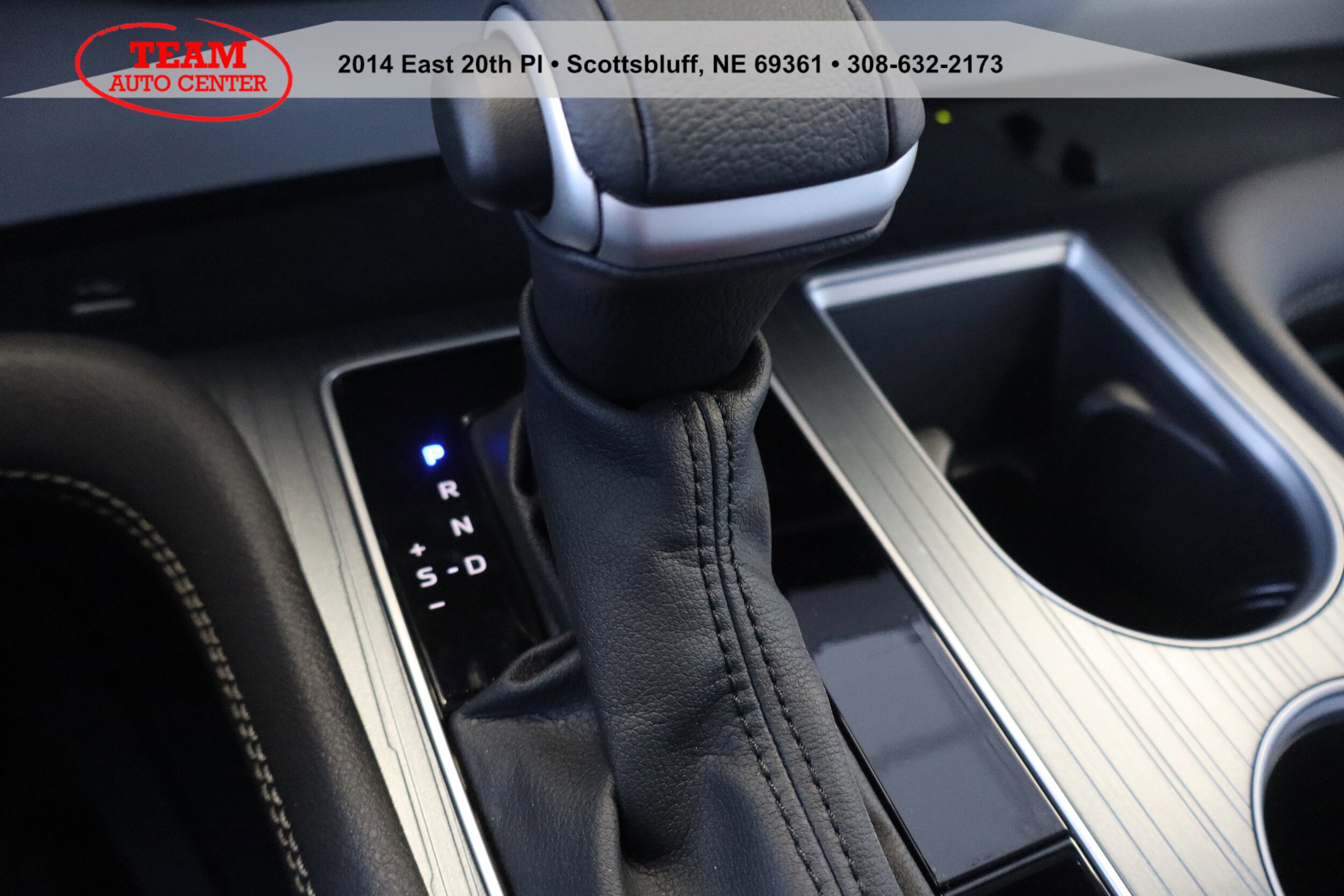 2025 Toyota Sienna XLE - Photo 28