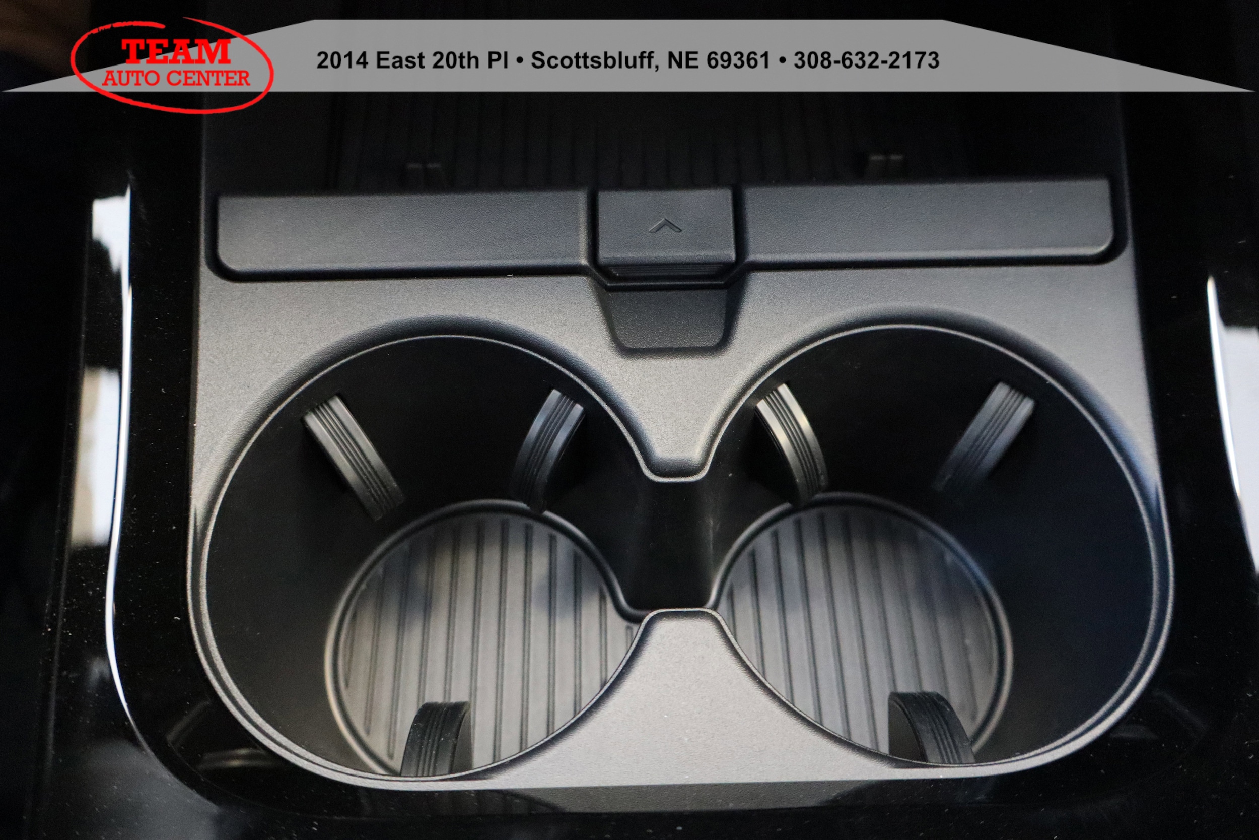 2026 Toyota Prius XLE - Photo 26