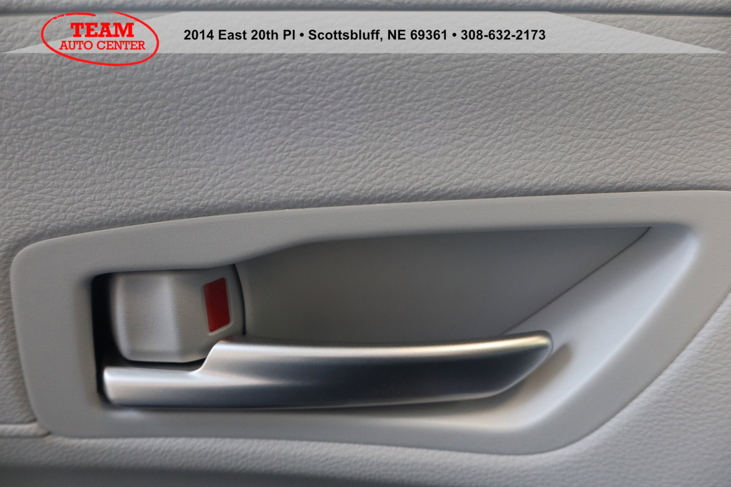 2025 Toyota Sienna XLE - Photo 19