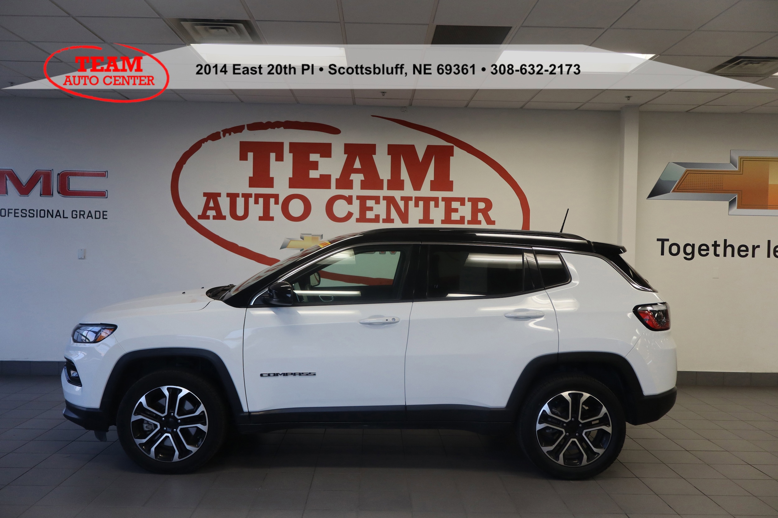 2023 Jeep Compass Limited's photo