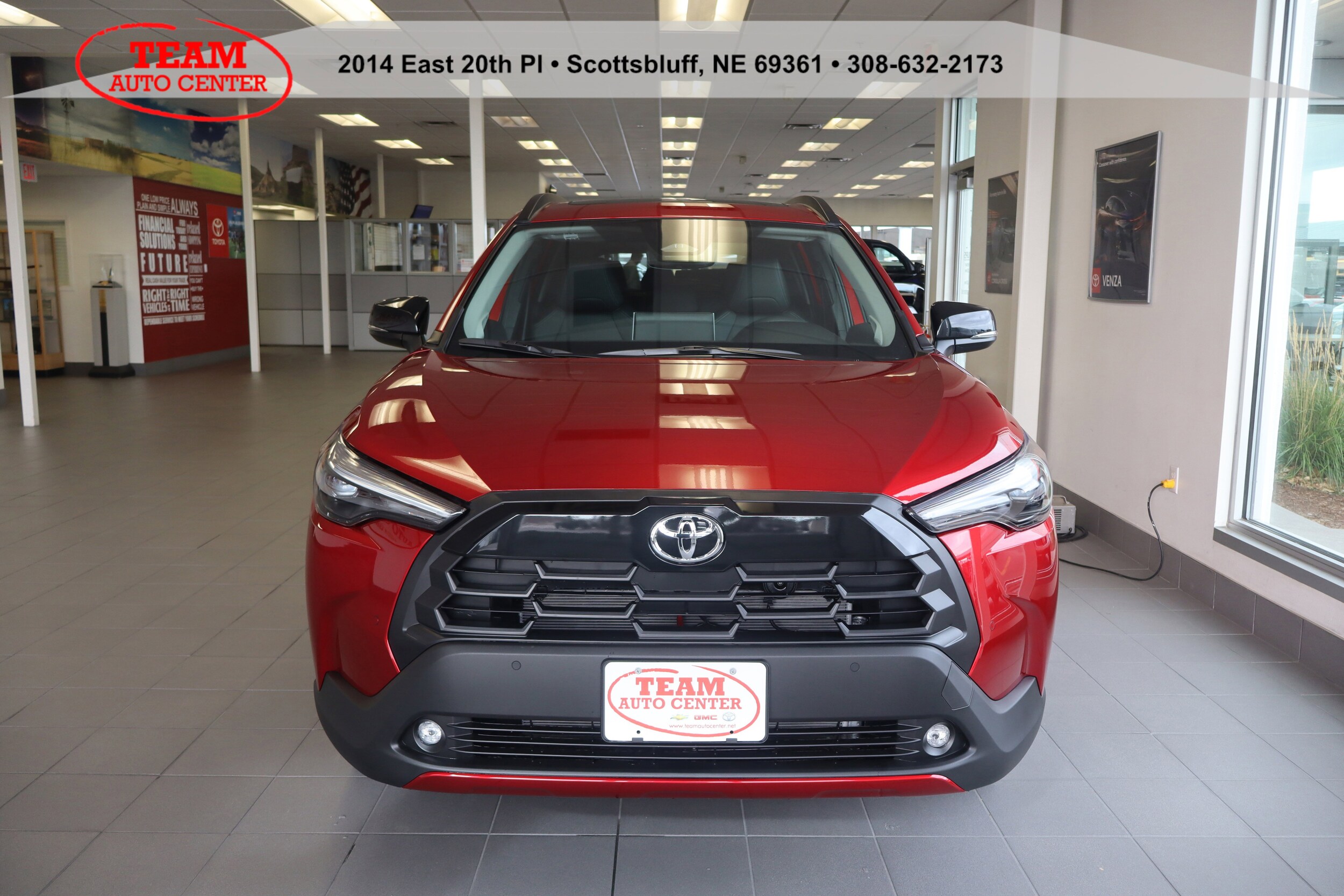 2026 Toyota Corolla Cross XLE photo 3