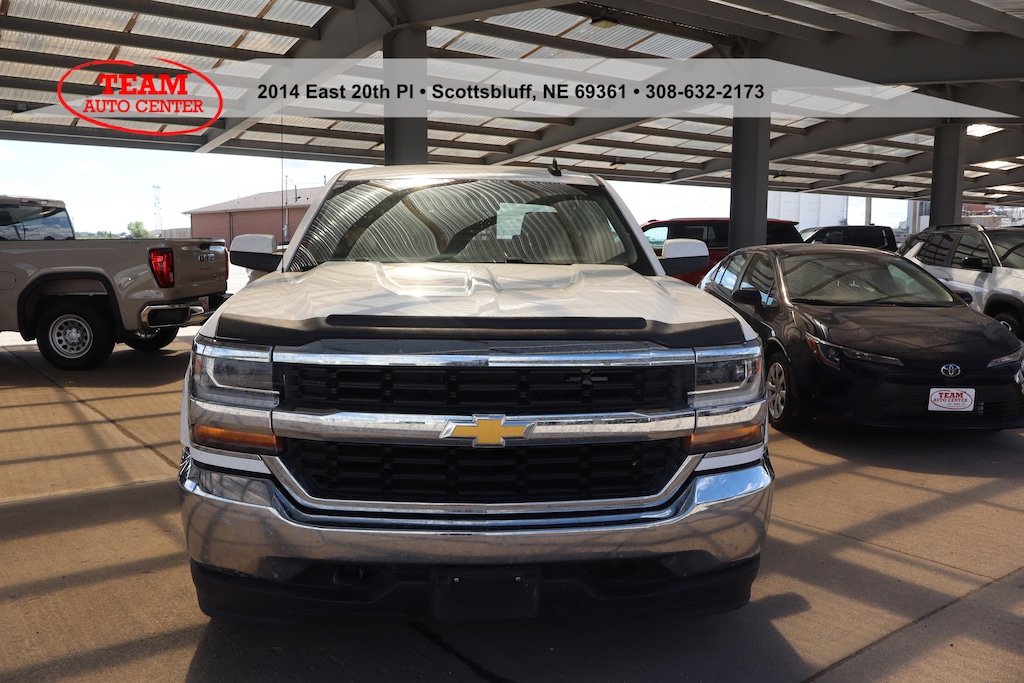 Used 2018 Chevrolet Silverado 1500 LT w/1LT Truck Crew Cab