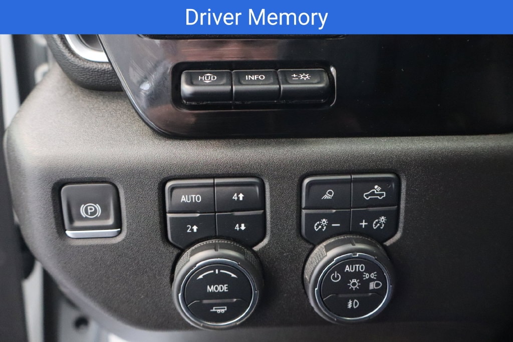 2022 Chevrolet Silverado 1500 LTZ - Photo 25
