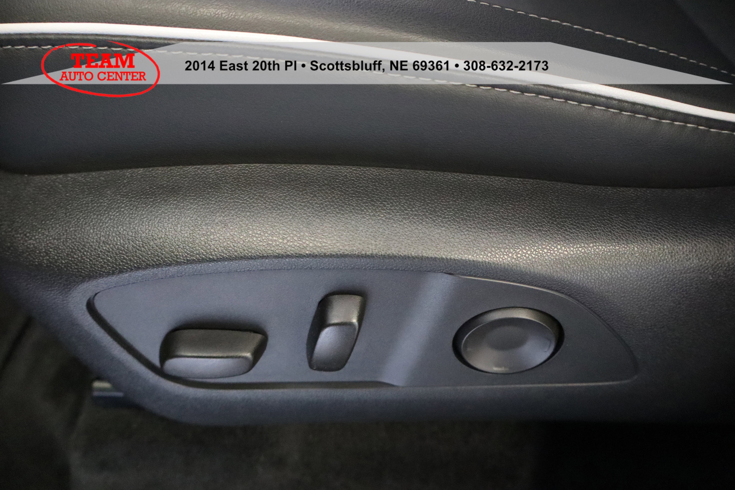 2025 Buick Enclave Preferred - Photo 25