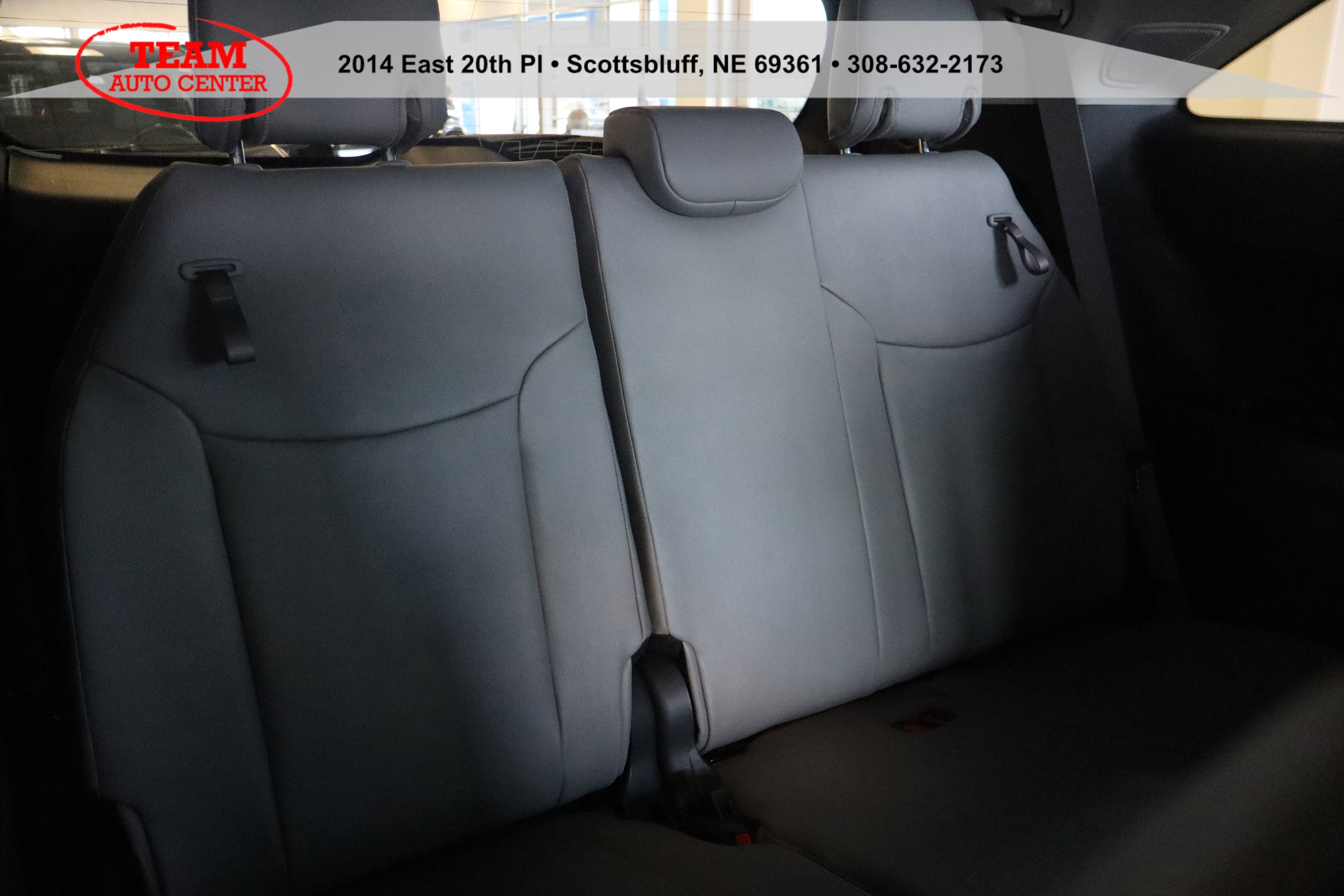 2025 Toyota Sienna XLE - Photo 13