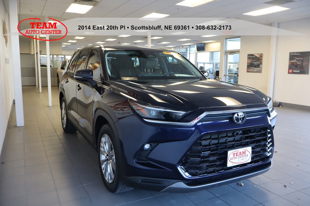 Used 2024 Toyota Grand Highlander Platinum SUV