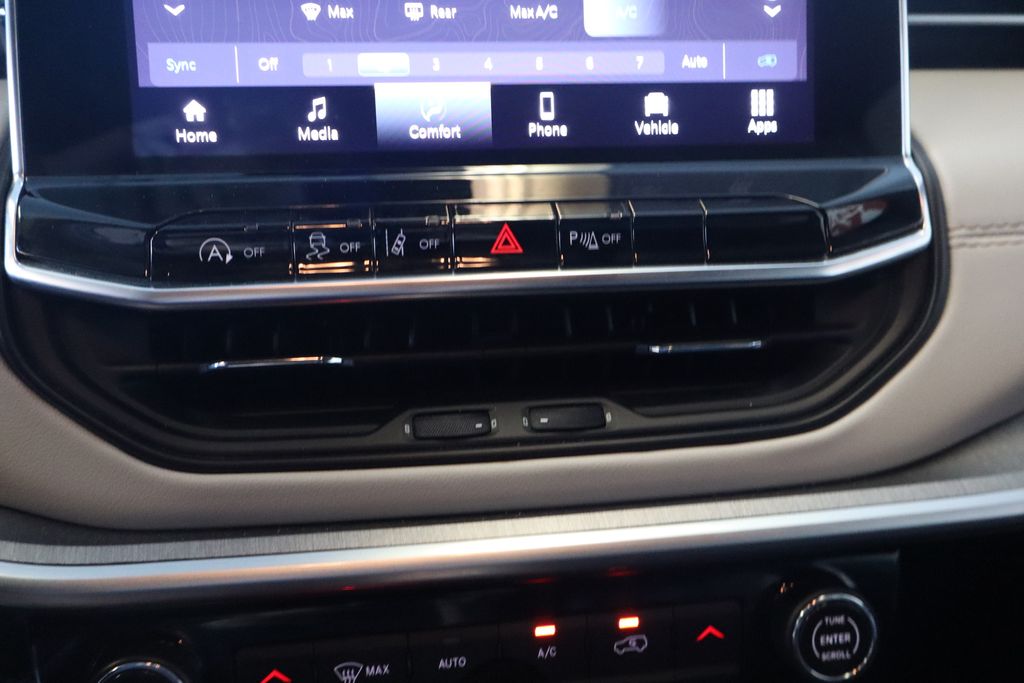 2025 Jeep Compass Limited - Photo 23