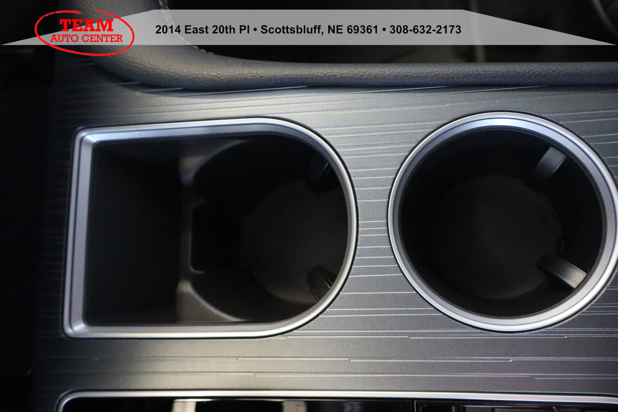 2025 Toyota Sienna XLE - Photo 26