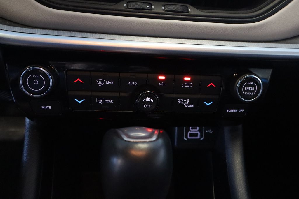2025 Jeep Compass Limited - Photo 24