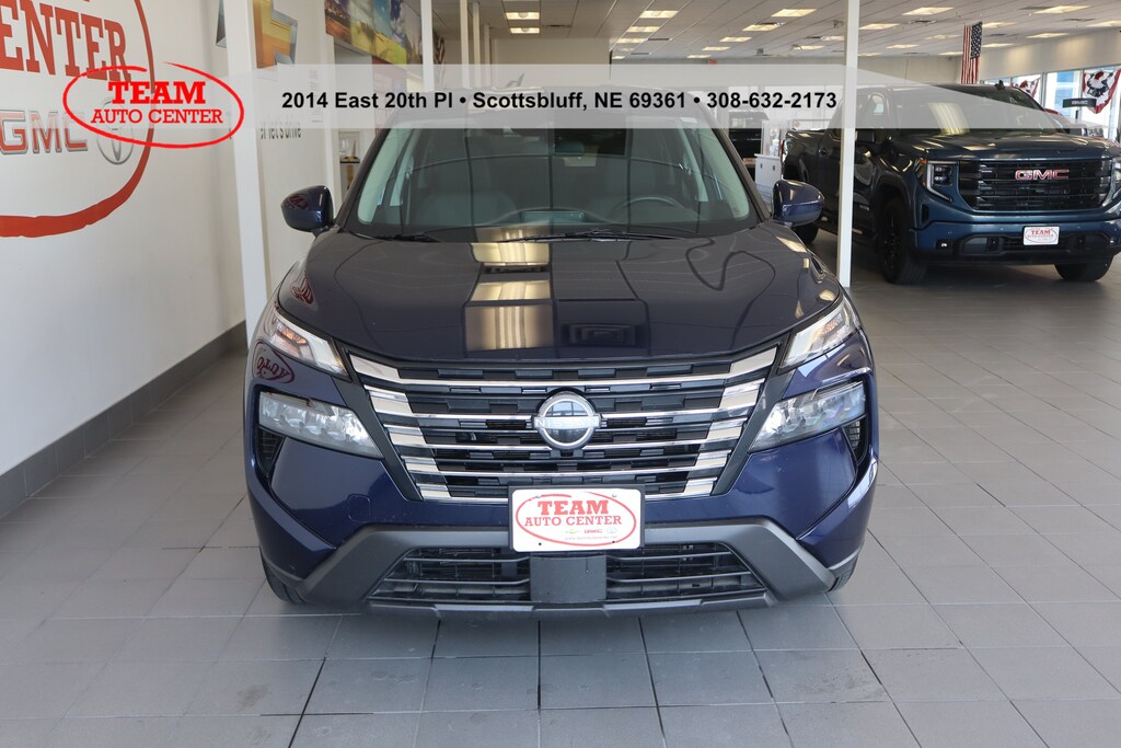 Used 2025 Nissan Rogue SV SUV