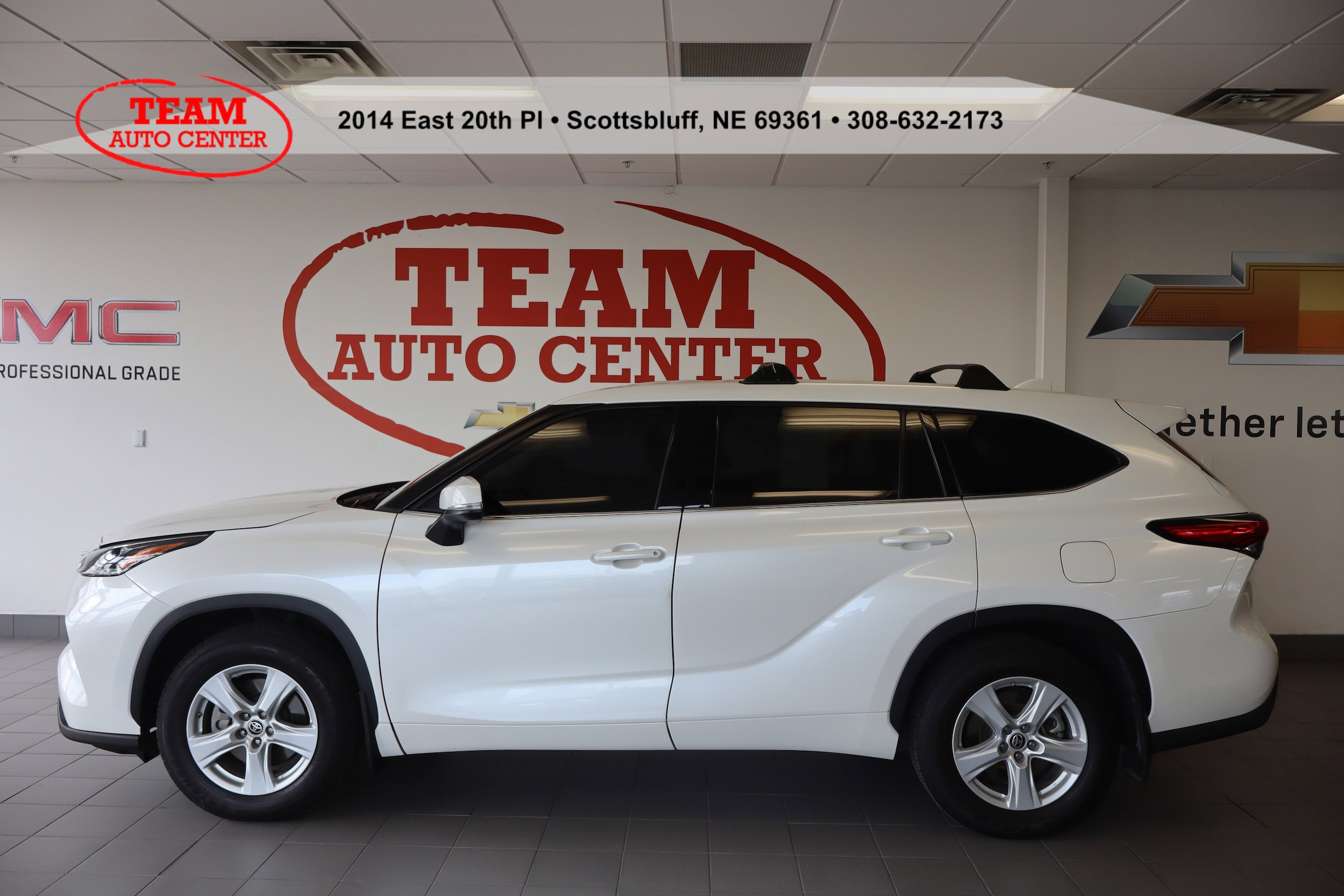 2021 Toyota Highlander LE