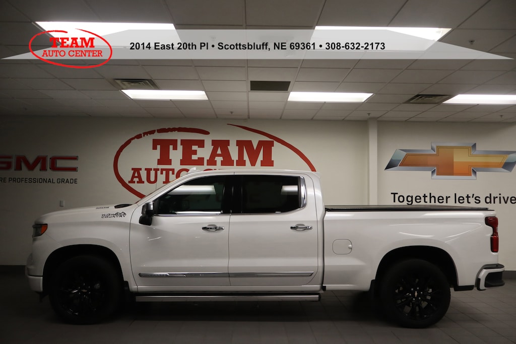 Used 2024 Chevrolet Silverado 1500 High Country Truck Crew Cab