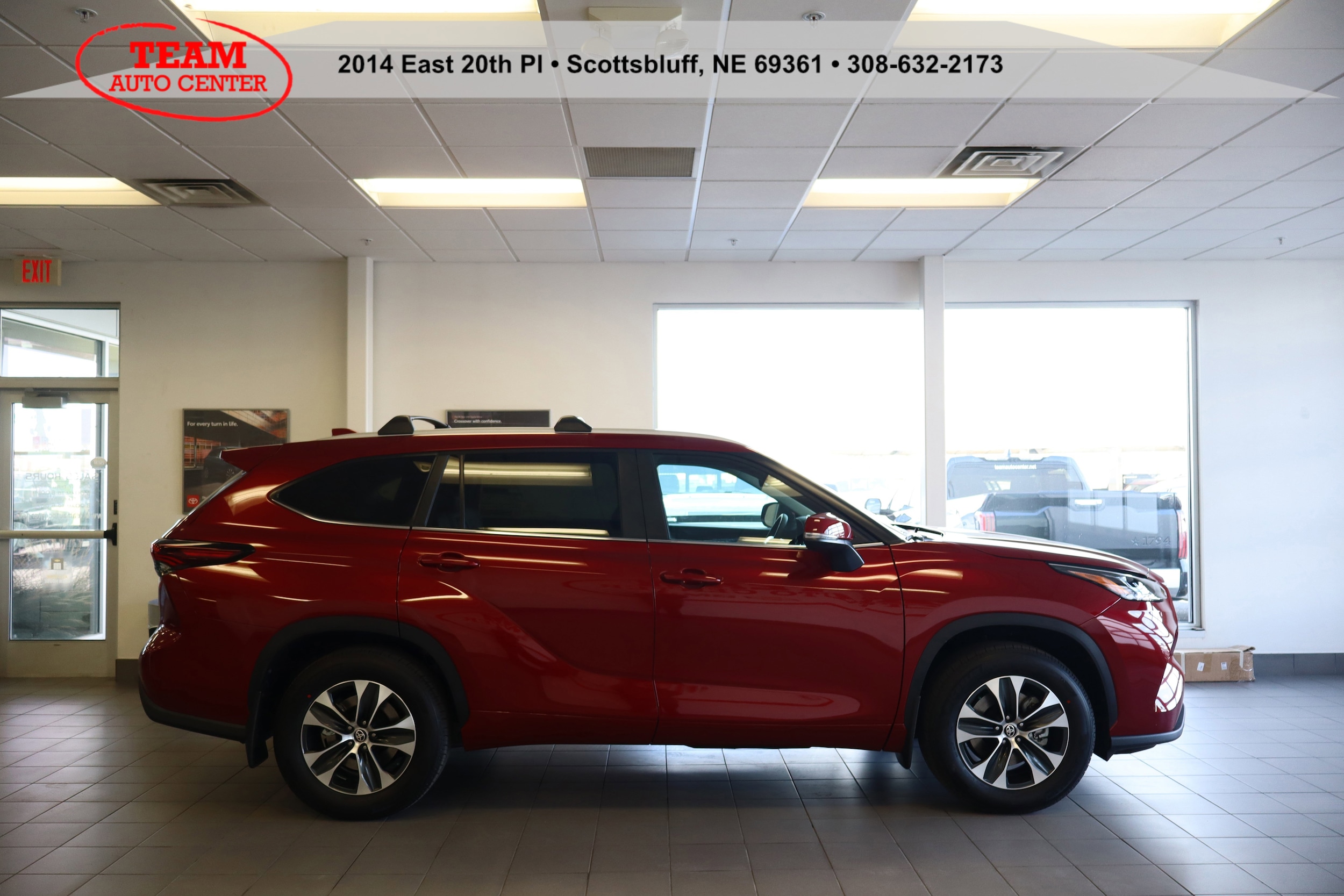 2026 Toyota Highlander XLE's photo