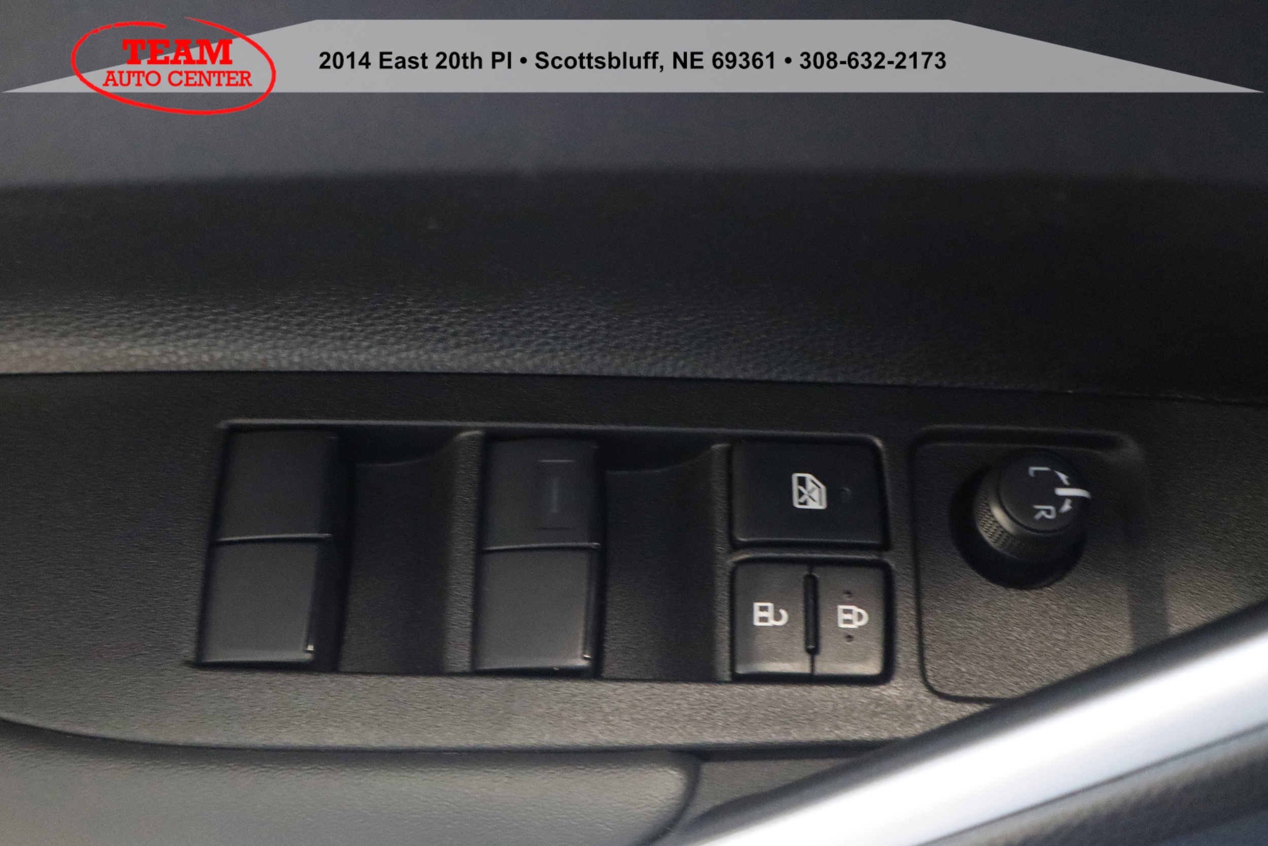 2026 Toyota Corolla Cross LE - Photo 17