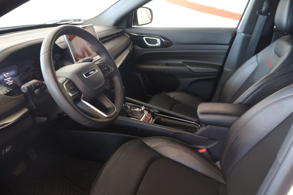 2025 Jeep Compass Trailhawk - Photo 14