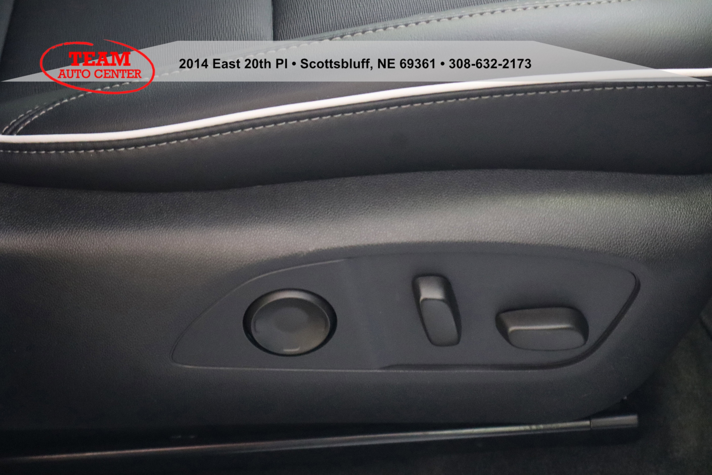 2025 Buick Enclave Preferred - Photo 17