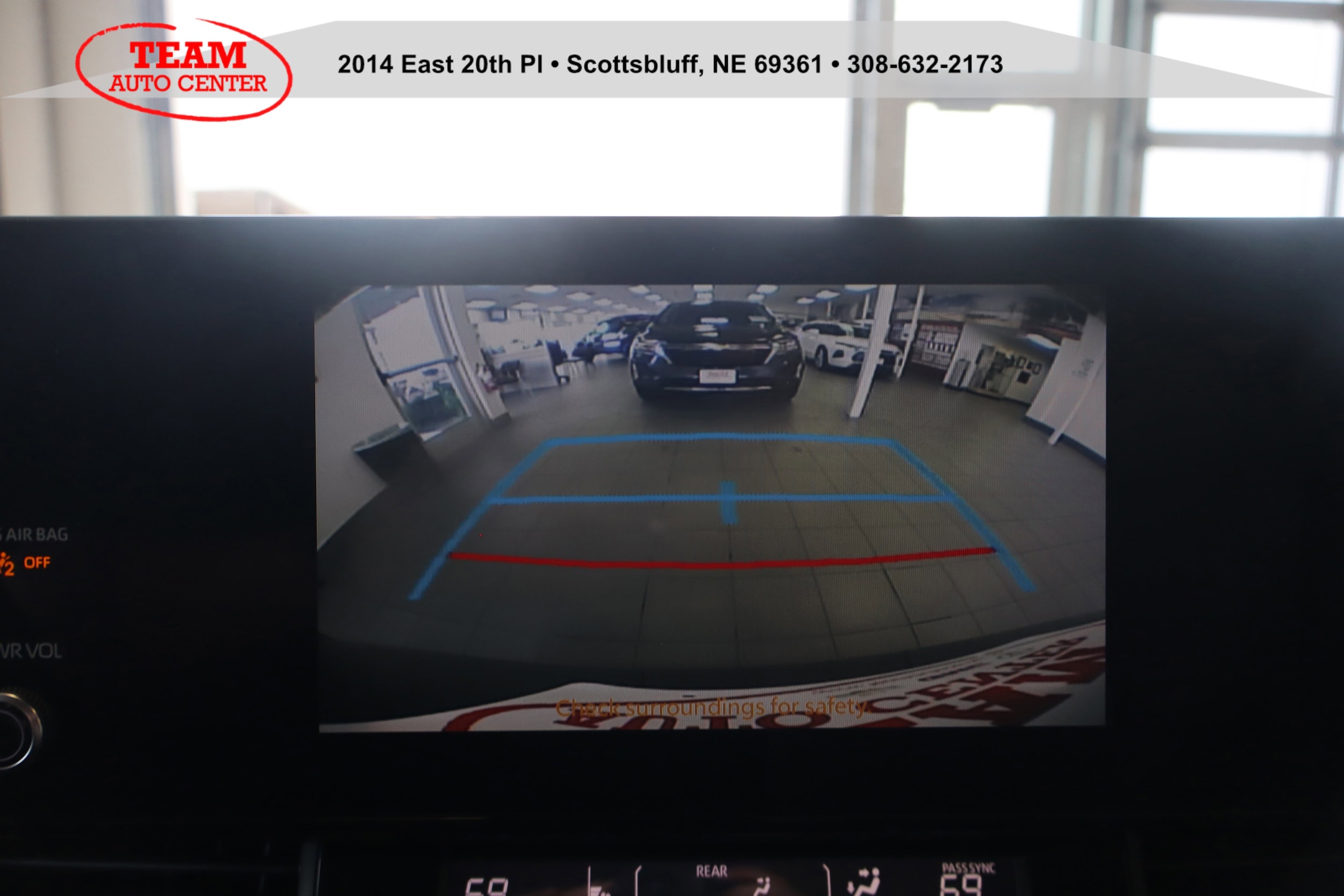 2025 Toyota Sienna XLE - Photo 31