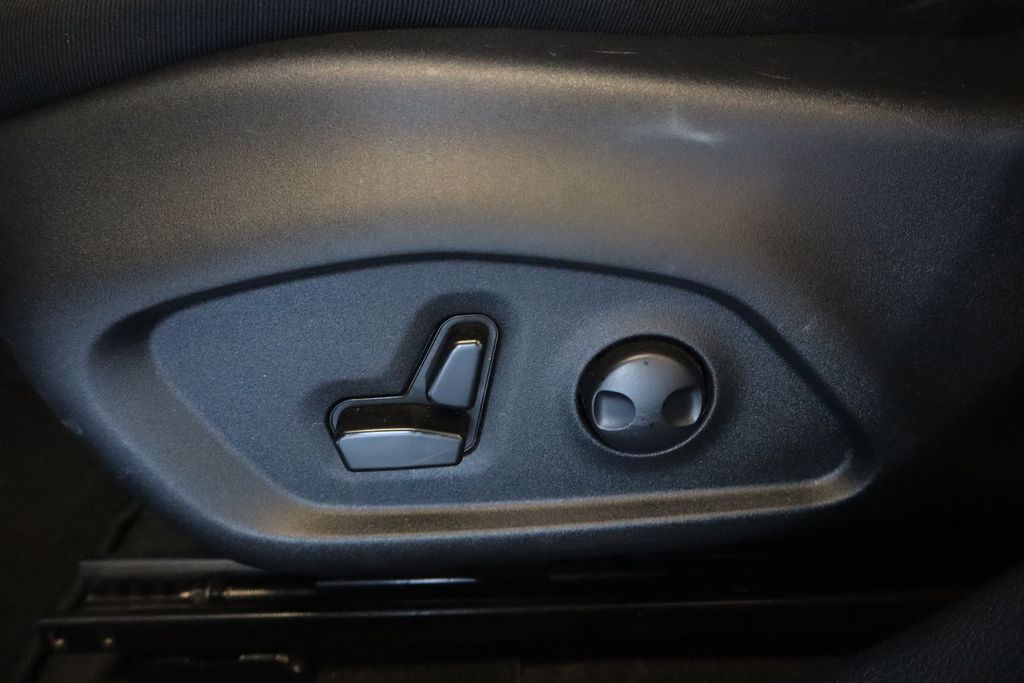 2025 Jeep Compass Limited - Photo 17