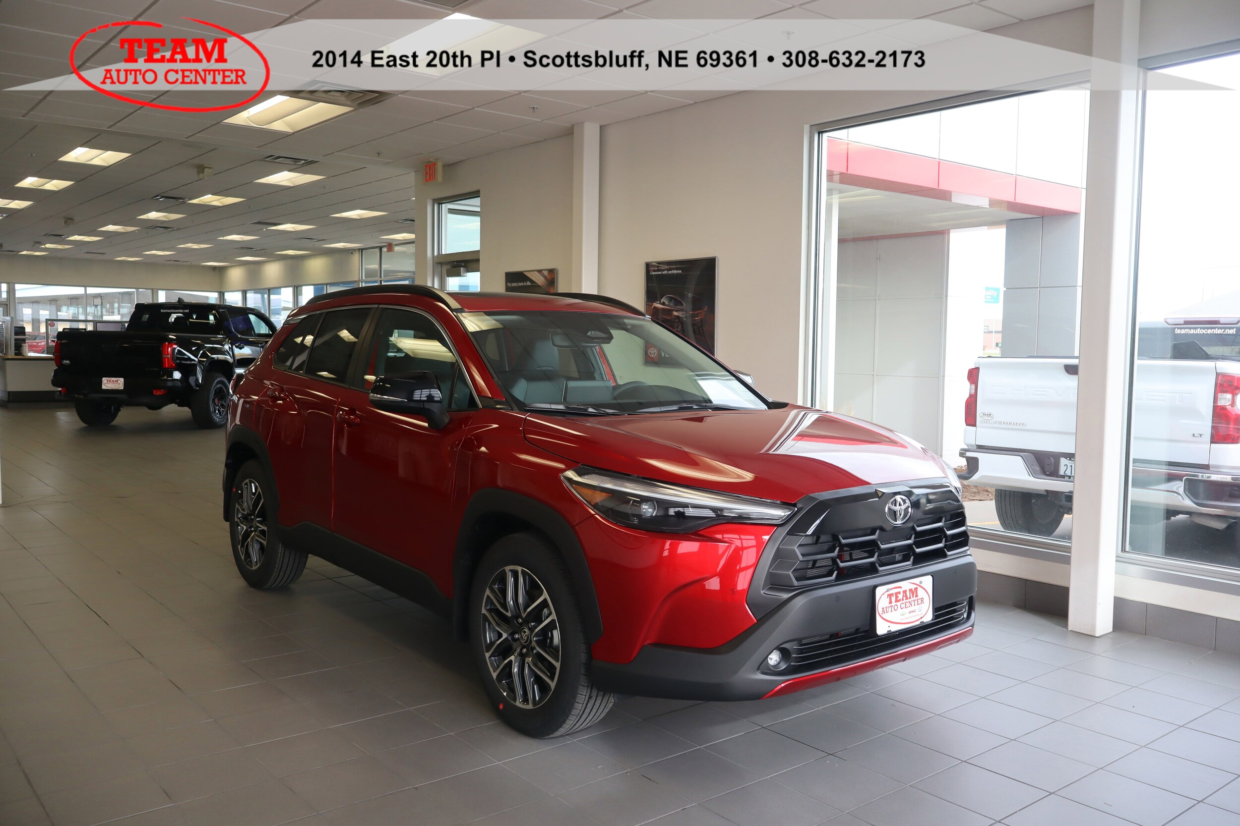 2026 Toyota Corolla Cross XLE photo 2