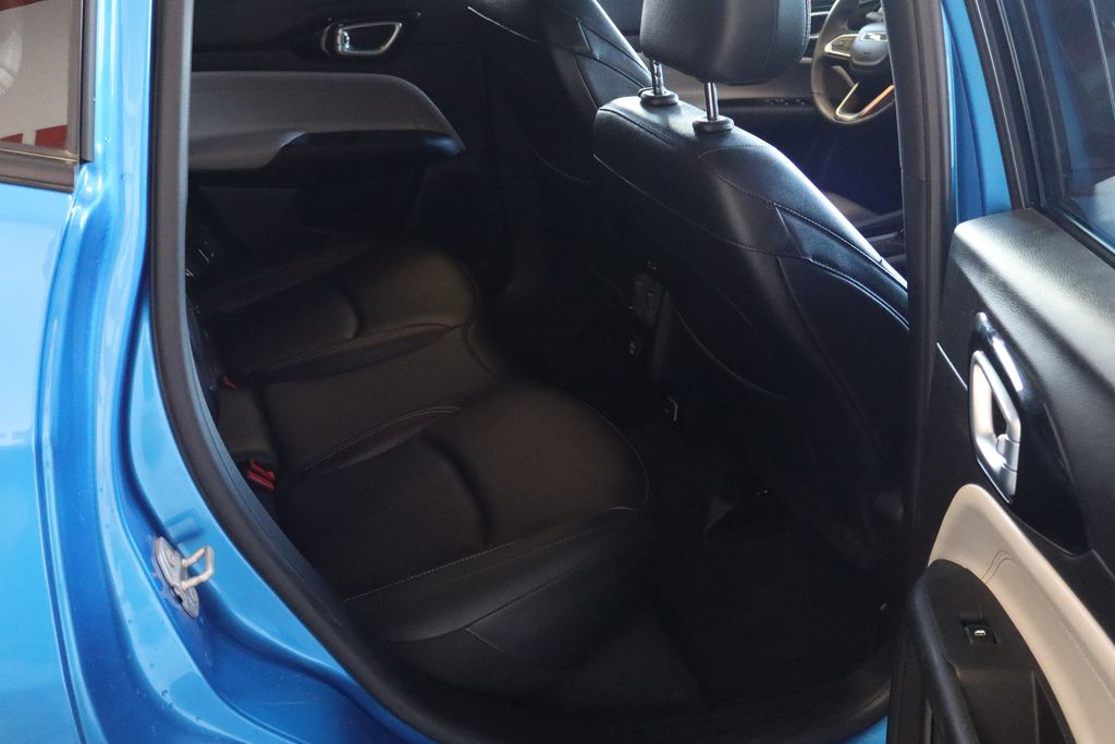 2025 Jeep Compass Limited - Photo 15