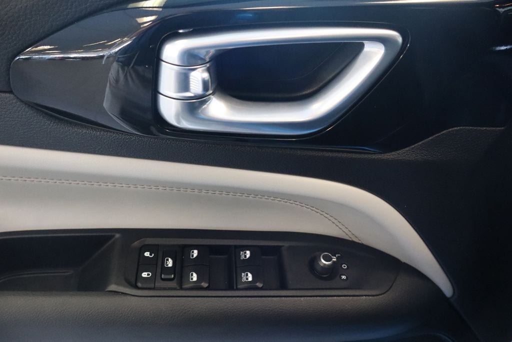 2025 Jeep Compass Limited - Photo 18