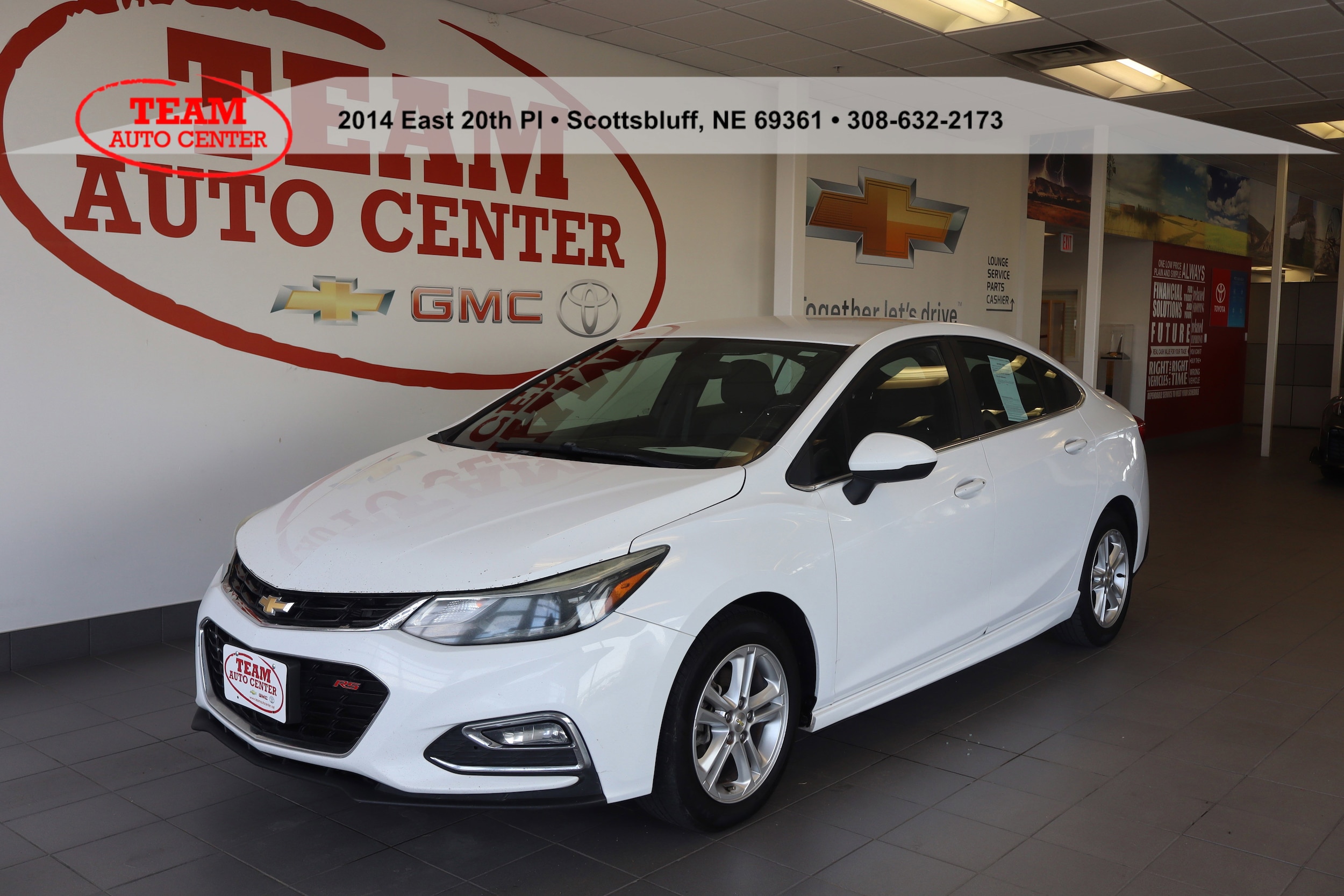 Used 2017 Chevrolet Cruze LT with VIN 1G1BE5SM9H7263624 for sale in Scottsbluff, NE