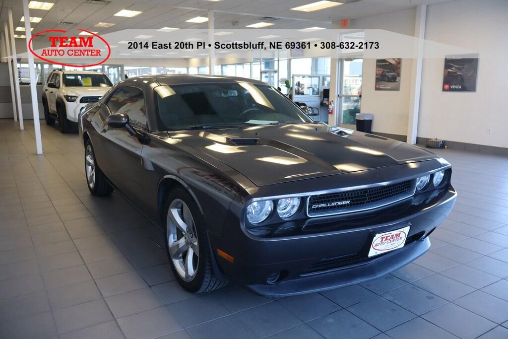 Used 2014 Dodge Challenger SXT Coupe