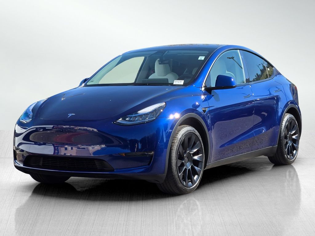 2023 Tesla Model Y Long Range photo 3
