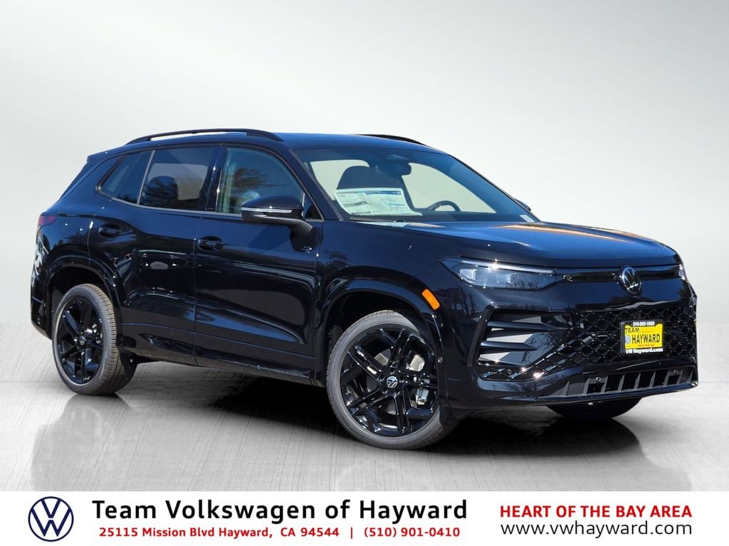 New 2026 Volkswagen Tiguan 2.0T SE R-Line Black SUV