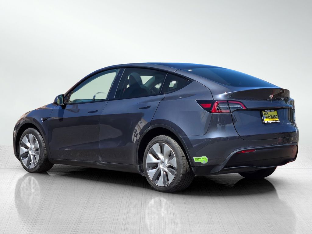 2023 Tesla Model Y Long Range photo 5