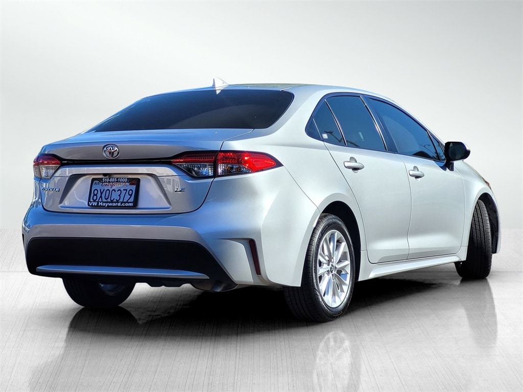 Used 2022 Toyota Corolla LE Sedan