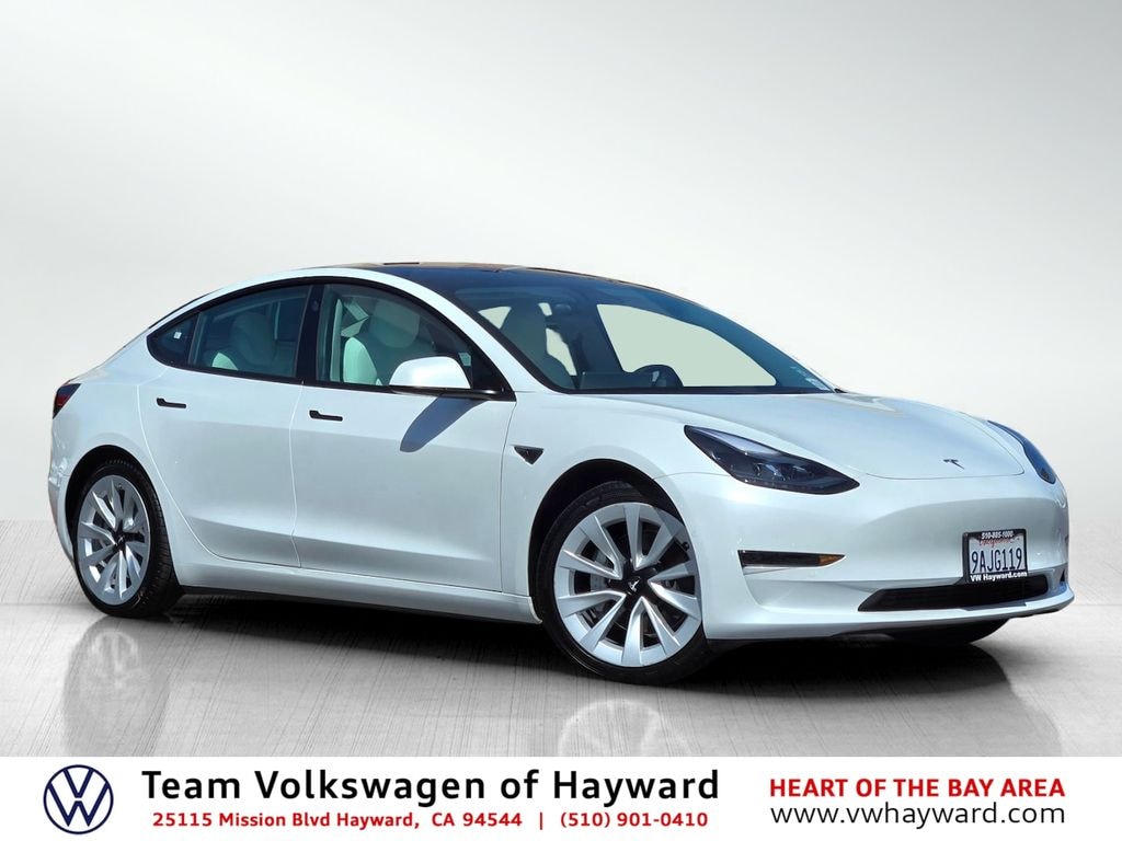 Used 2021 Tesla Model 3 Standard Range Plus Sedan