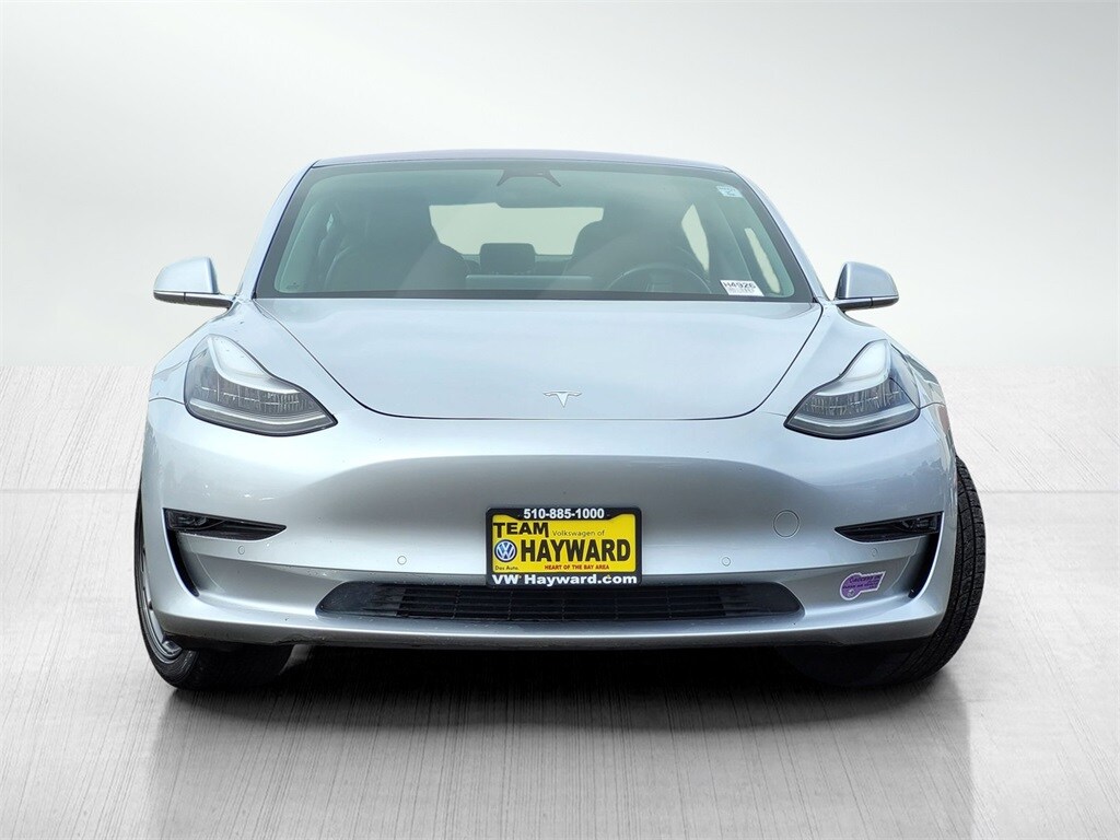 2018 Tesla Model 3 Long Range photo 2