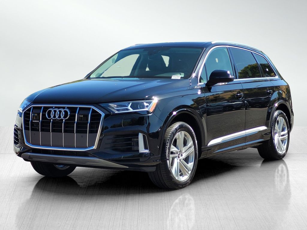 2022 Audi Q7 55 Premium Plus photo 3