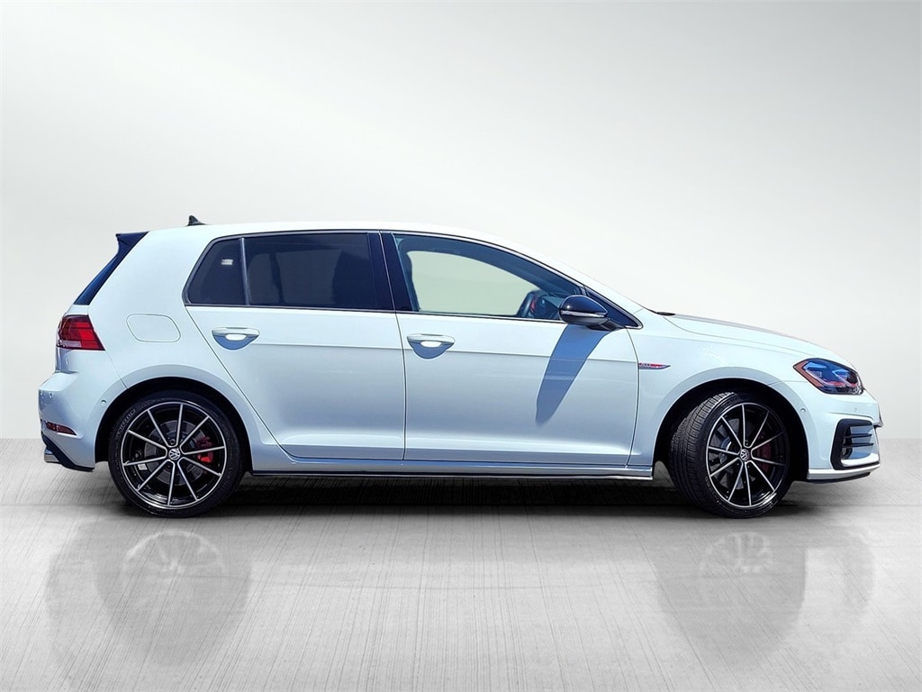 2021 Volkswagen Golf GTI Autobahn photo 2