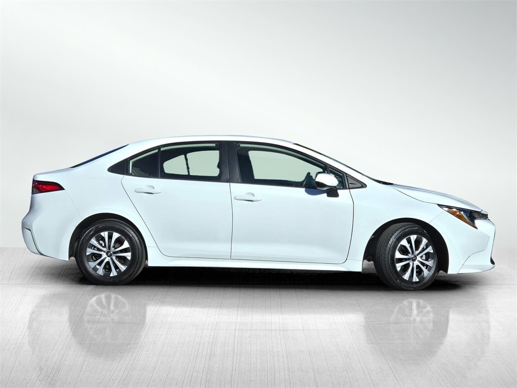 Used 2022 Toyota Corolla Hybrid LE Sedan